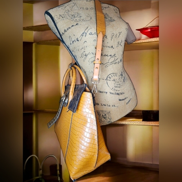 QIWANG Luxury Top-Handle Bag W/Embossed Crocodile Cowhide - Picture 10 of 16